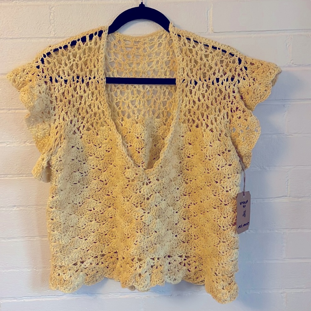 NWT Hand Crafted Crochet Boxy Top (M)